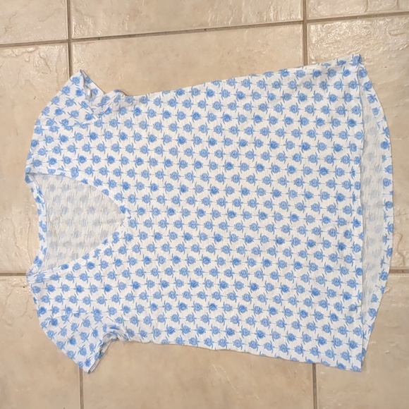 Lilly Pulitzer Tops - Lilly Pulitzer Turtles Blue & White Short Sleeve Tee